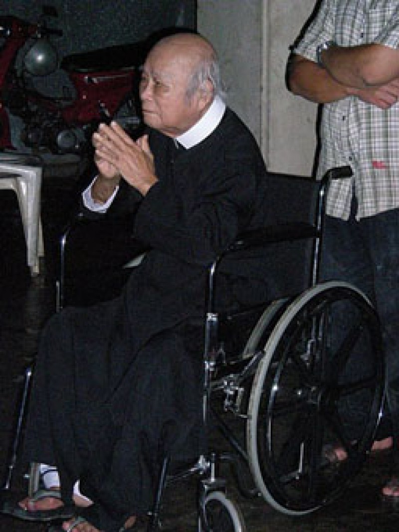 Mẹ Maria tại bệnh viện Chợ Rãy