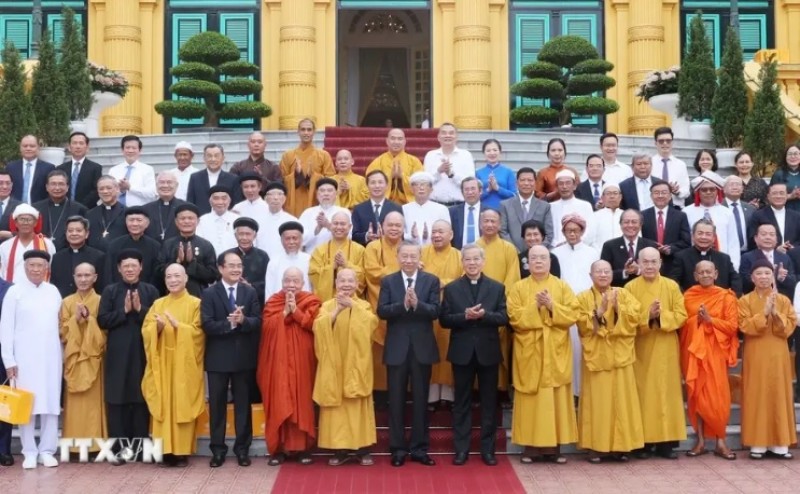 Chủ tịch nước Tô Lâm gặp mặt lãnh đạo các tổ chức tôn giáo
