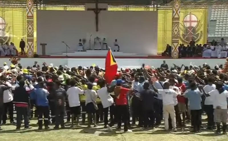 ĐTC Phanxicô gặp giới trẻ Papua New Guinea