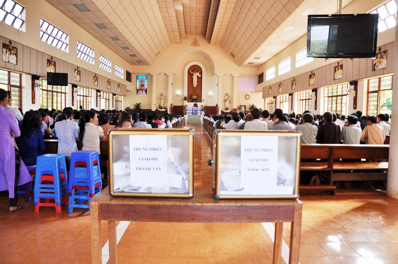 Giáo họ Thanh Tân và  Vinh Sơn bầu Ban hành giáo