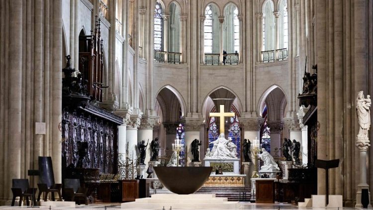 Bên trong nhà thờ Đức Bà Paris  (AFP or licensors)